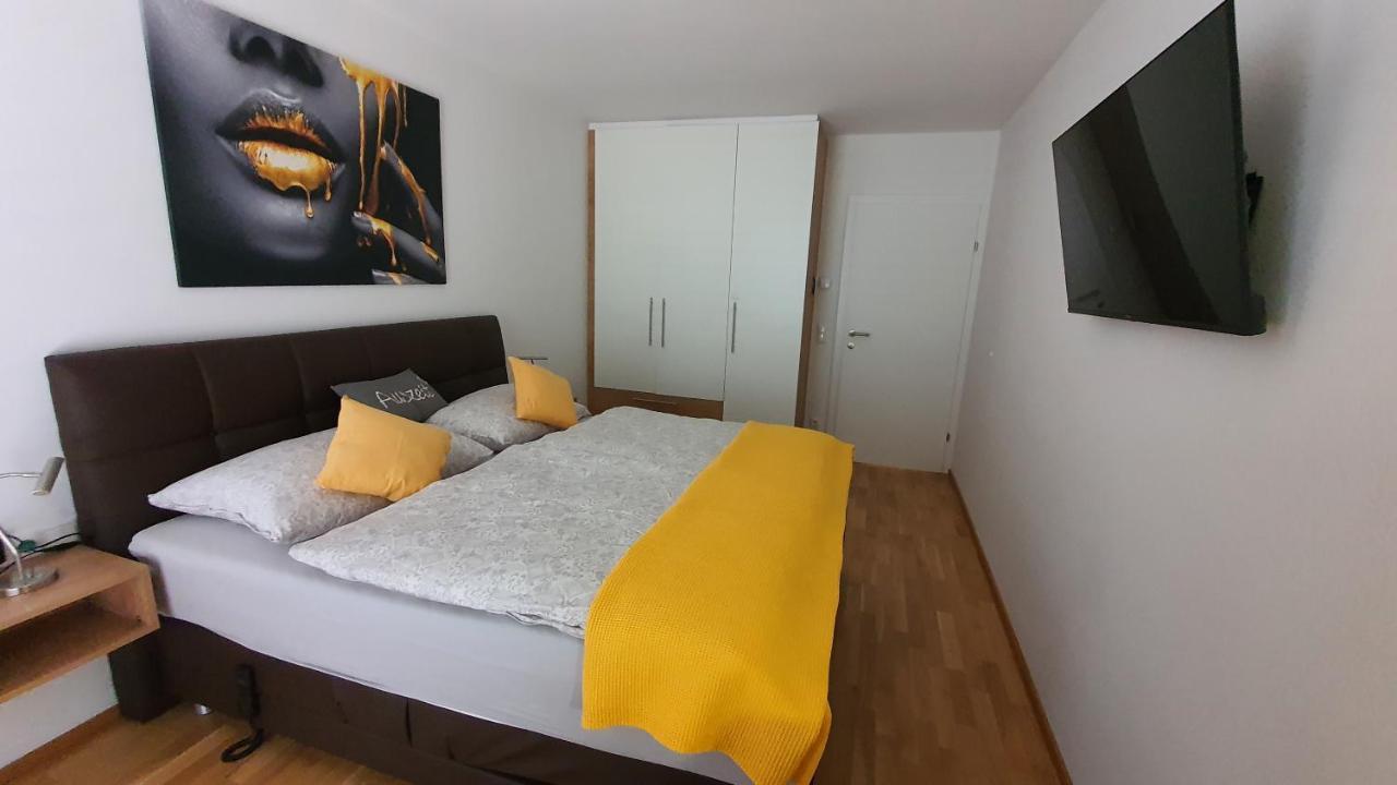 Luxurioeses Apartment Mit Garten & Terrasse In Der Naehe Vom See Im Schoenen Salzkammergut Gmunden Buitenkant foto